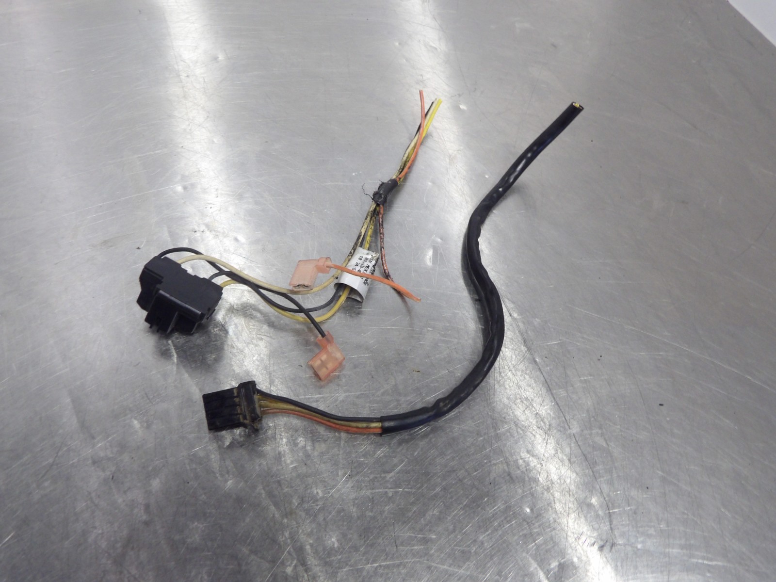 08 Harley Dyna Street Bob FXDB headlight wiring harness plug in 72056-92