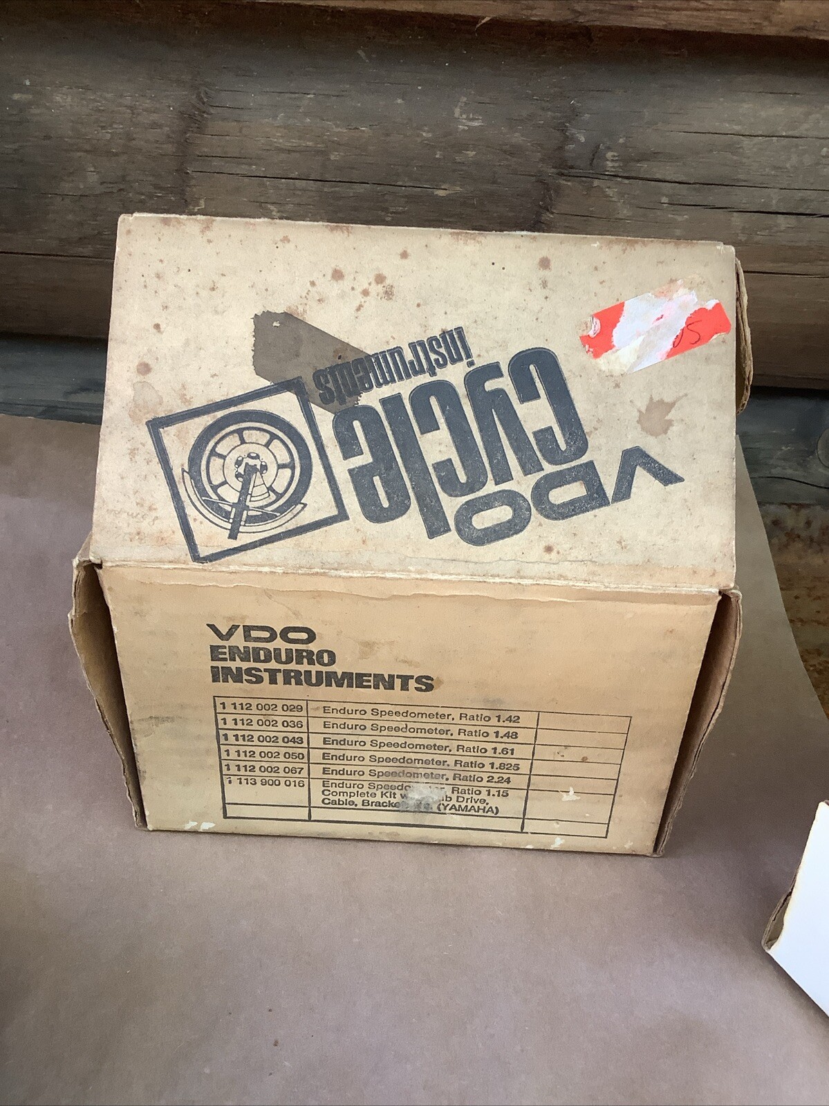 VDO OEM Enduro 85MPH Speedometer Gauge (km/h / mph) 20/160/8 W 1.55 – NEW OLD!!