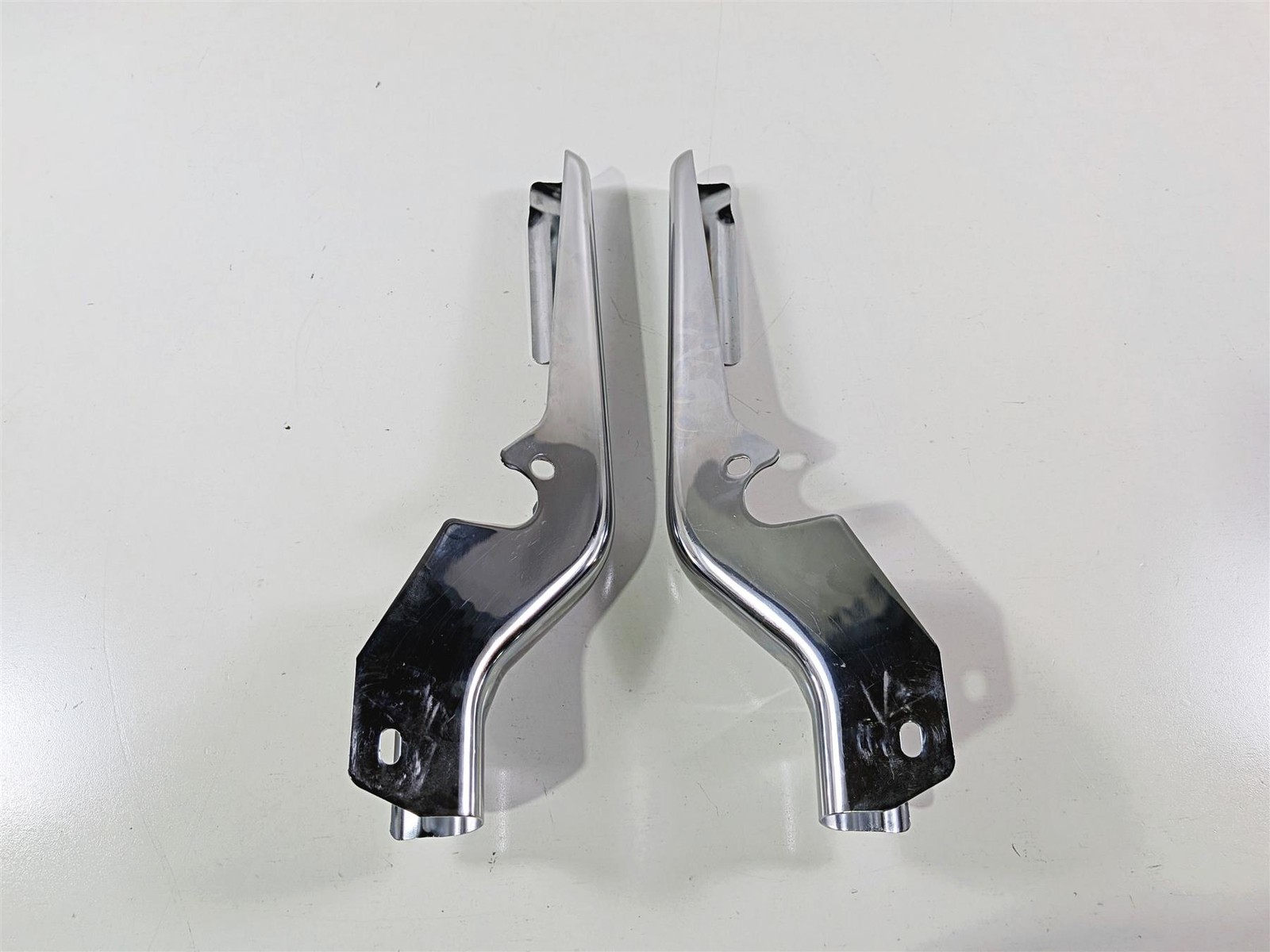 2006 Harley Touring FLHTCU SE CVO Electra Glide Frame Chrome Struts 47504-97