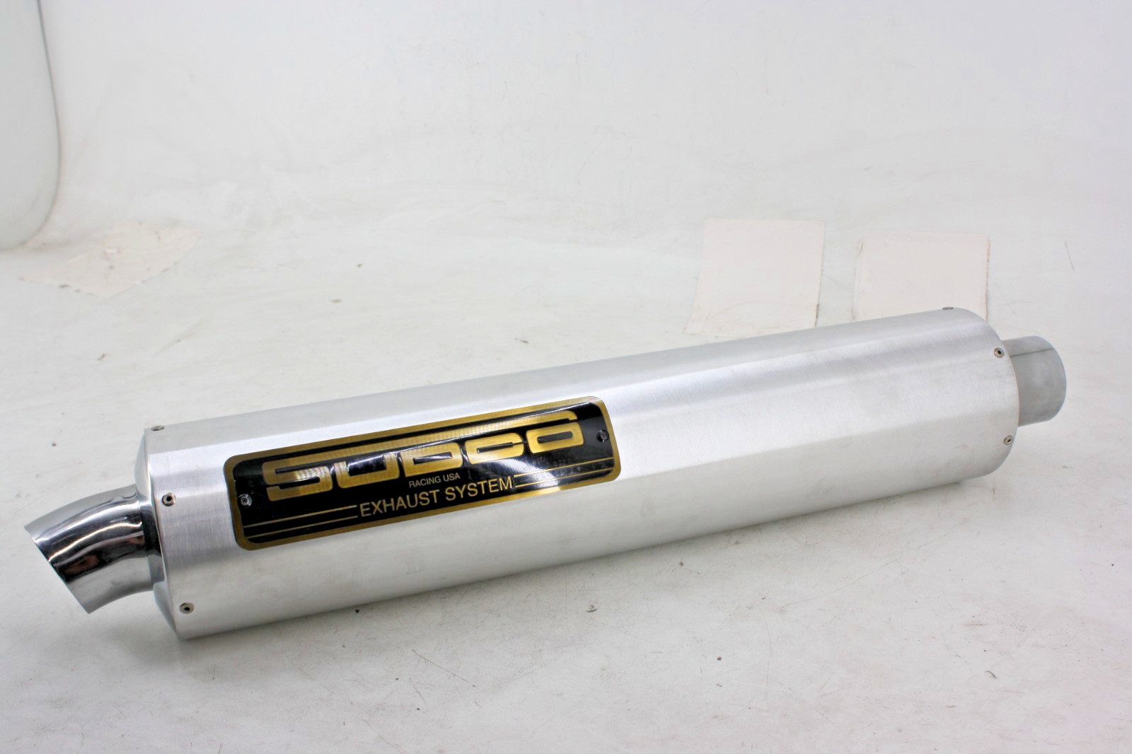 NOS SUDCO RACING COMPETITION MUFFLER 4″ ROUND 18″ LENGTH 2″ CORE MALE ALUMINUM