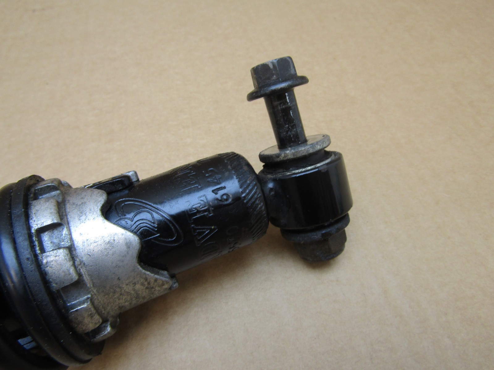 Piaggio Vespa GTS 125 Super ABS 2018 5,244 miles rear shocks pairs (11128)