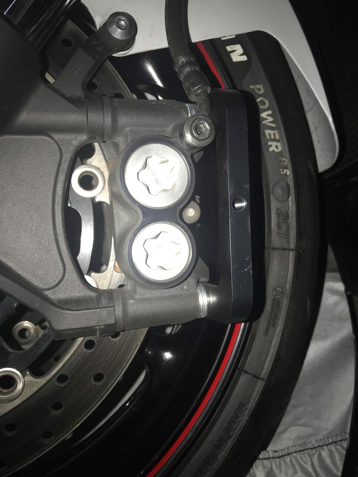 2015+ YAMAHA R1 R6 SUSPENSION LOWERING STRAP, 108MM BRACKETS, SPACERS & BOLTS