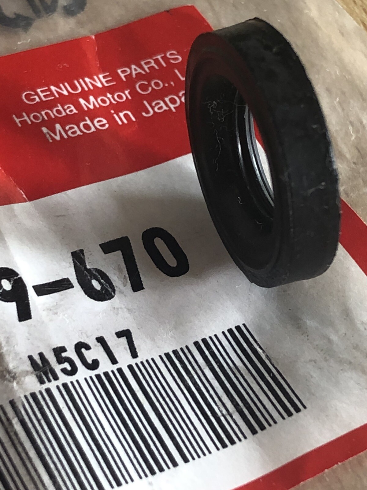 CB1000 CB1000R CB1100 CA250 New Genuine Honda Mounting Rubber 90543-MV9-670