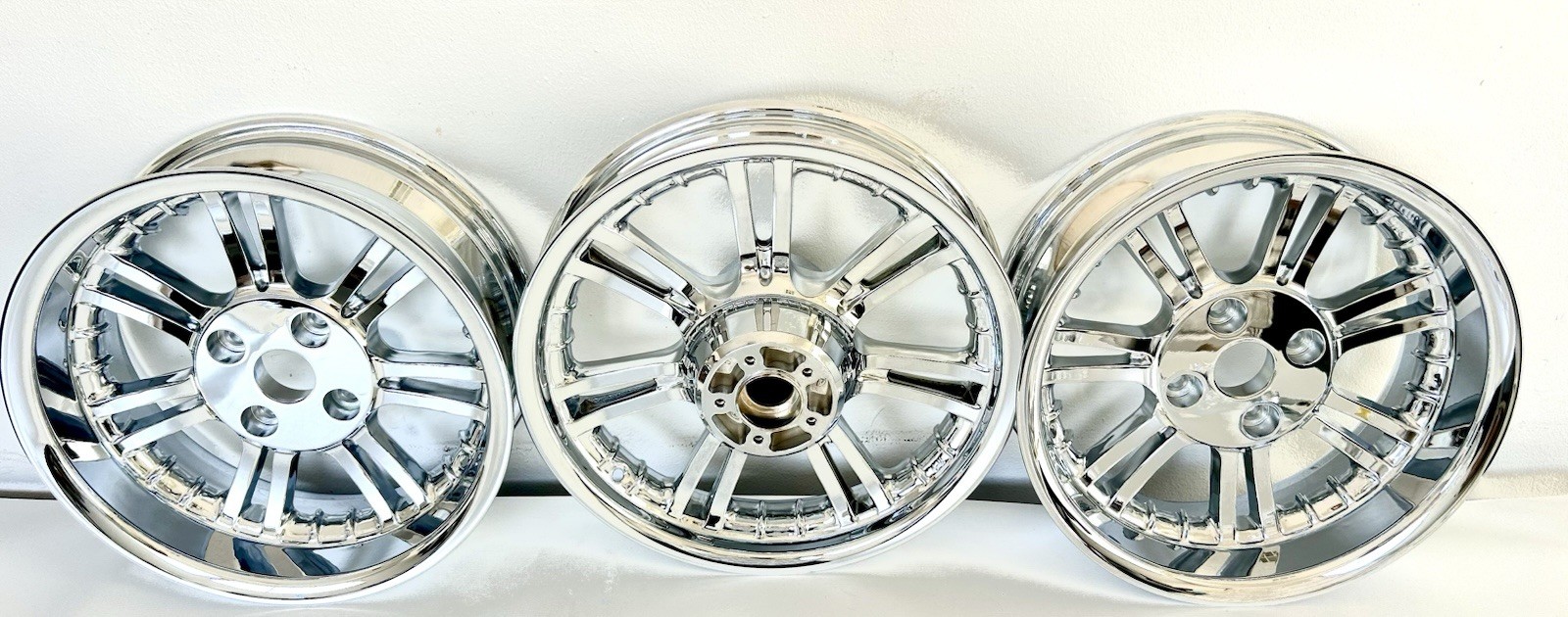 HARLEY TRI GLIDE WHEELS GLIDE TRIKE FREEWHEELER CHROME FORKS 2009 -25 OUTRIGHT