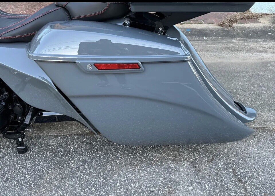 7.5″ EXTENDED STRETCHED BAGS, FENDER SIDE FIT FOR HARLEY DAVIDSON TOURING 09-Up