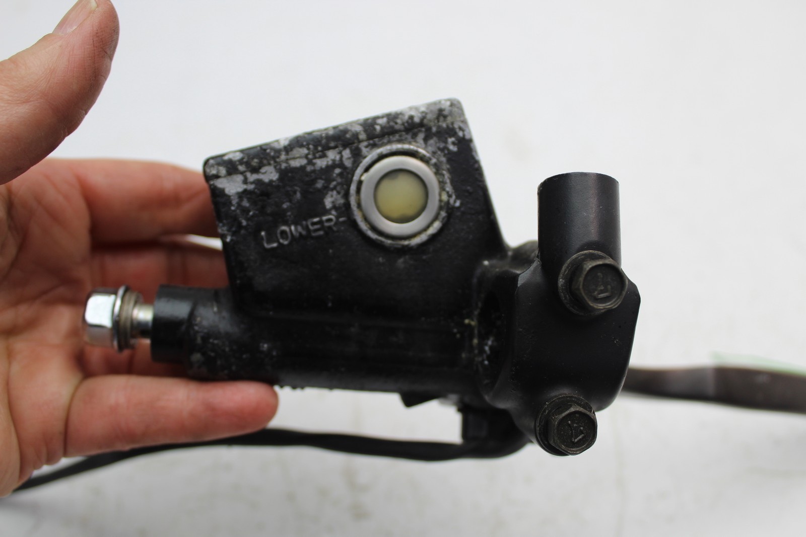 1982 SUZUKI GS650GL (#504) FRONT BRAKE MASTER CYLINDER