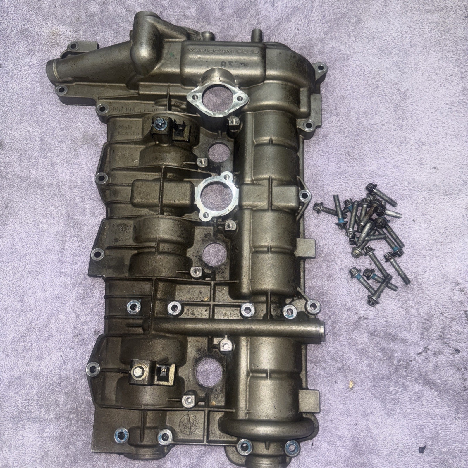 PORSCHE Genuine 987 Cayman S 3.4L Cylinder Head Engine Cover Single Used Item