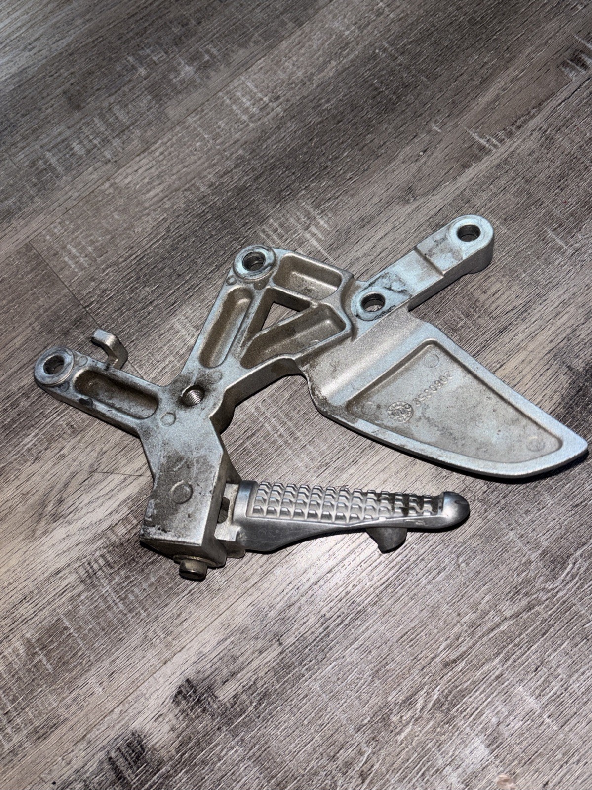 2000 2001 2002 Triumph TT600 OEM Front Footpeg Foot Peg Right RH Rear Brake Side