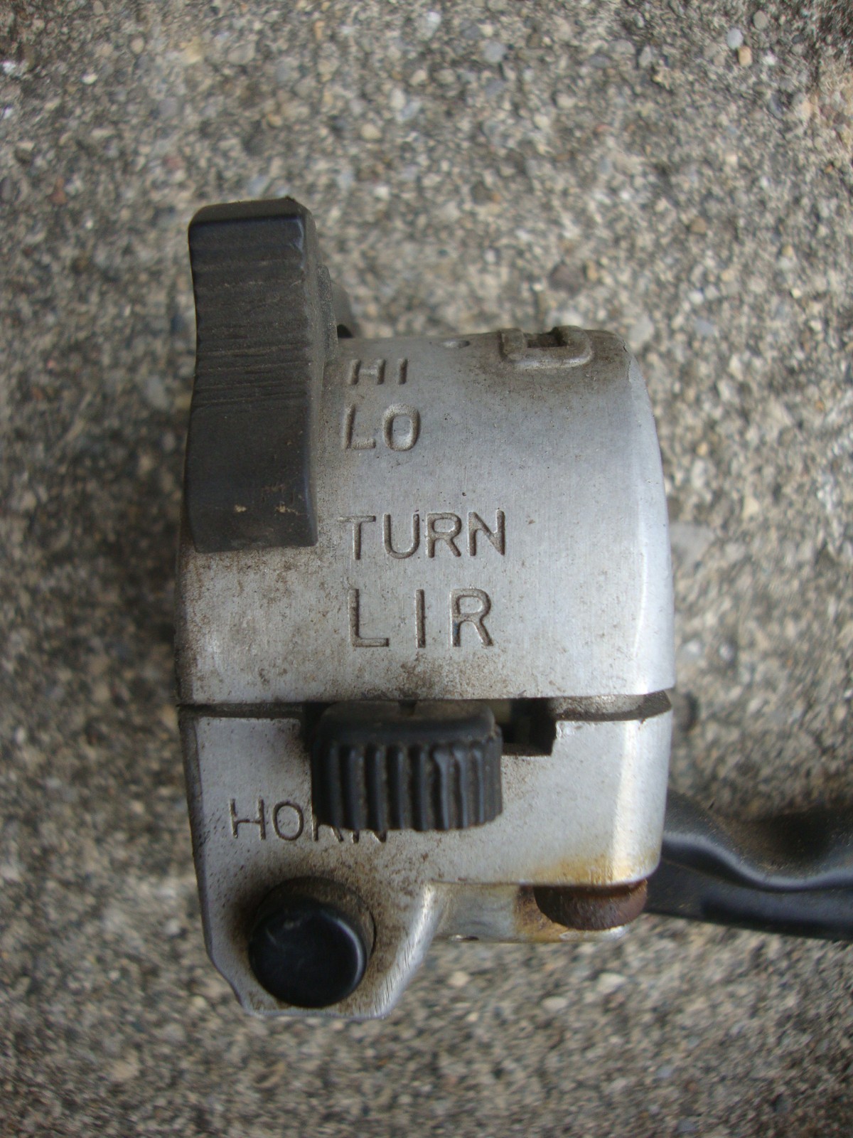 1975 Suzuki TS185 oem TURN SIGNAL SWITCH horn 1972 1973 1974 1976 1977 TS 185