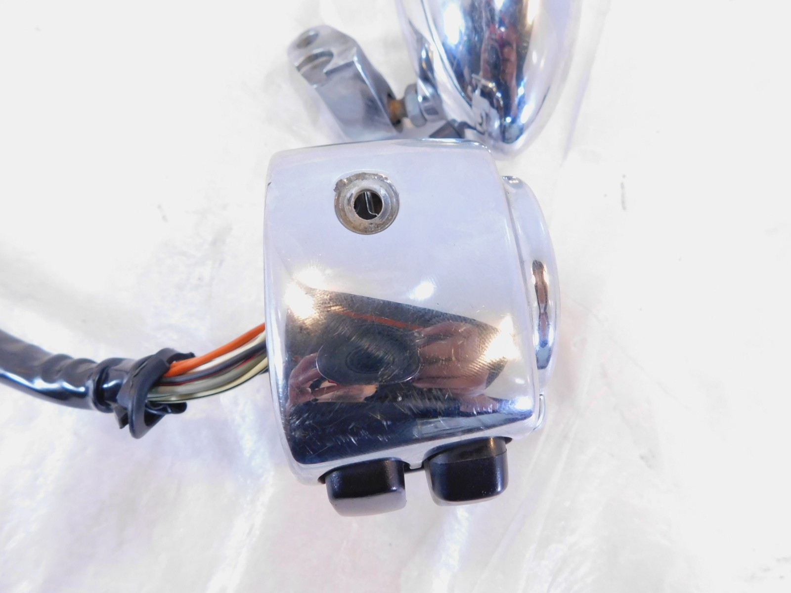 07-08 Harley Screamin Eagle CVO Road King Chrome Right Handlebar Switch Buttons