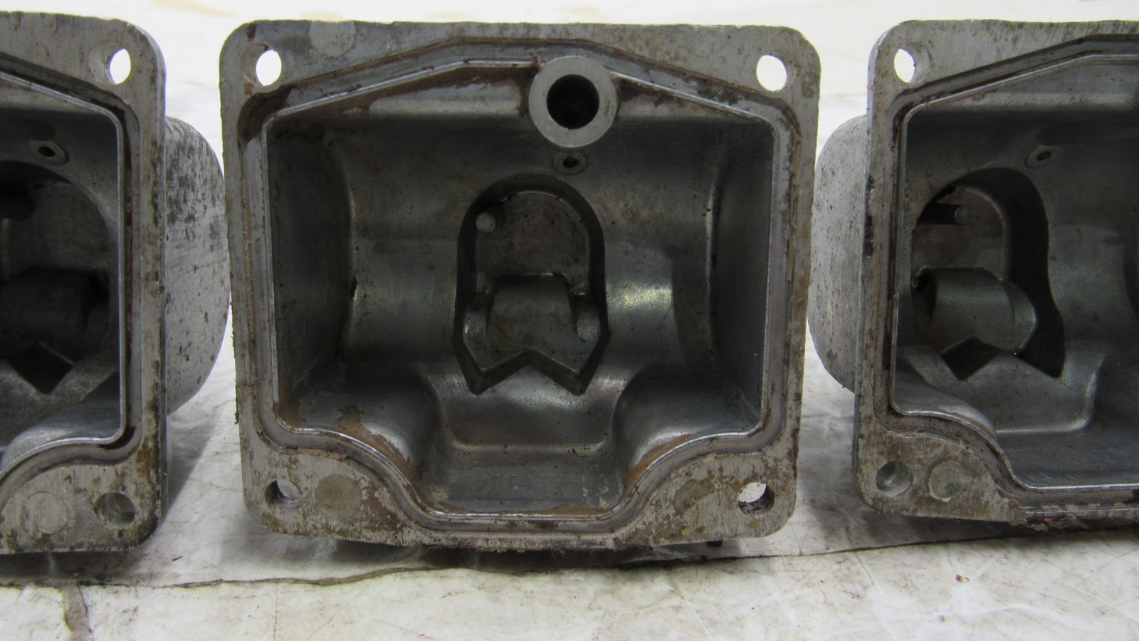 1983 Kawasaki KZ550A KZ550 OEM Bare Carburetor Float Bowl Chambers