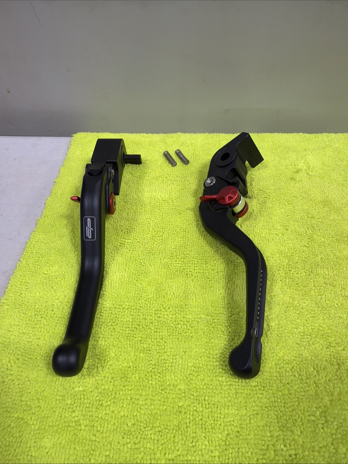 Evotech Evo Short Clutch and Brake Lever Set – Ducati Diavel V4 Like New! In USA