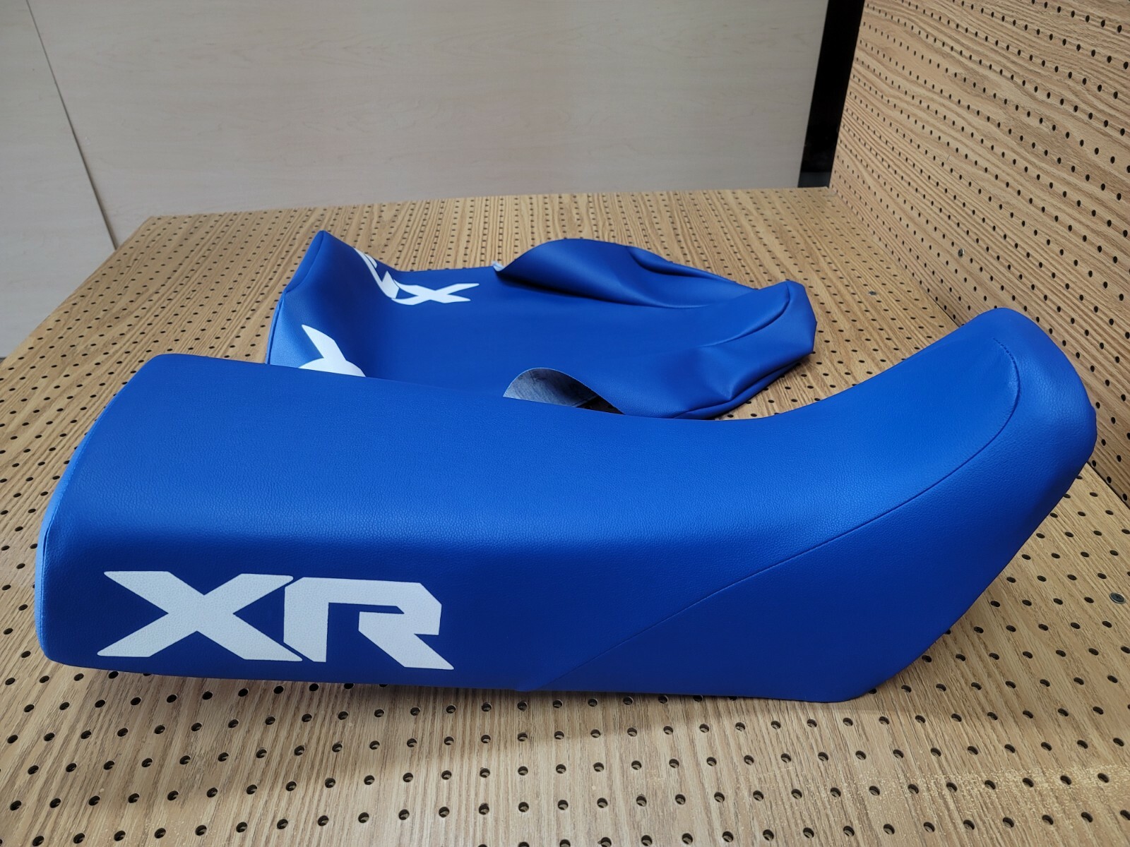 HONDA XR350R SEAT COVER HONDA XR600R SEAT COVER 1985 MODEL BLUE (H*-397)
