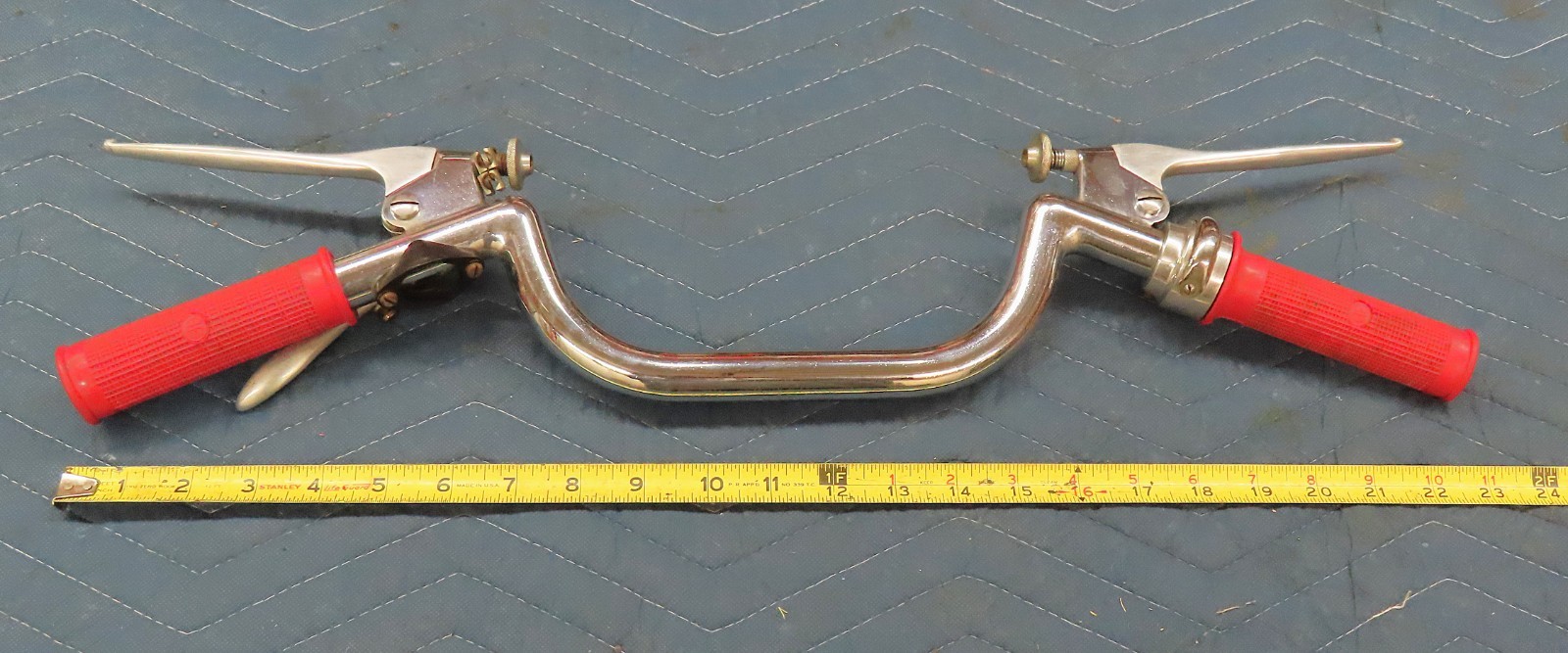 NOS Italian low Clubman Handlebars, 125 250 Ducati, Guzzi, MV, Gilera, Benelli,