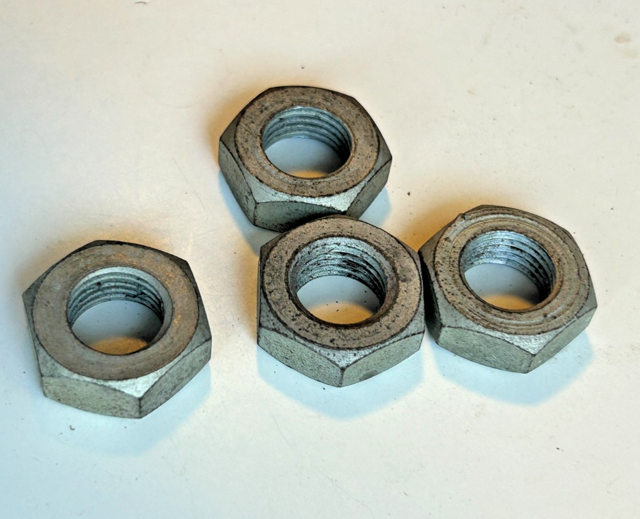 4X NOS! Lambretta Series 1/2/3 Clutch Center Thin Nut M14x1.5mm 19030007