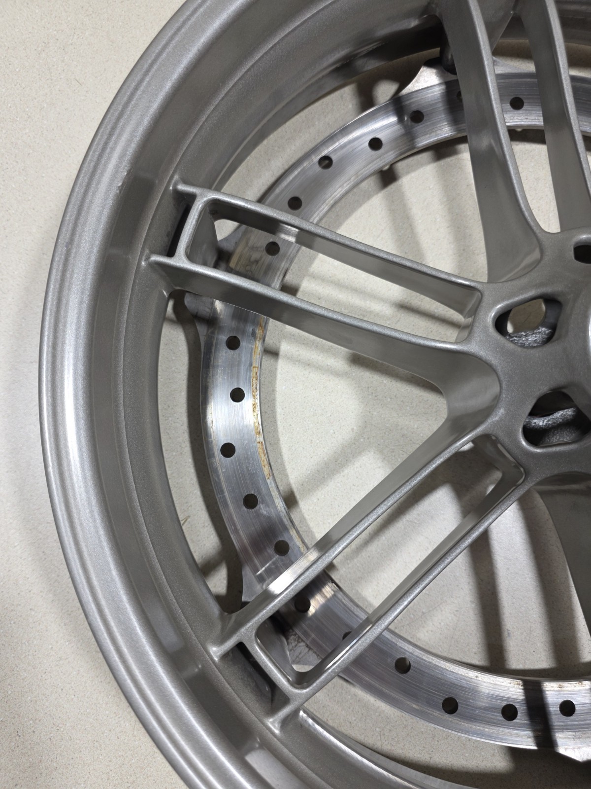 2006 Buell Ulysses XB12 XB12X Front Wheel Rim Magnesium Tone #NV9-80