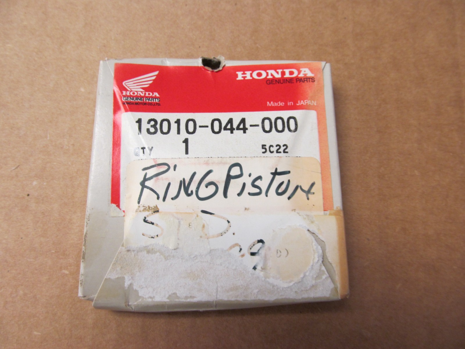 OEM HONDA STANDARD SIZE RING SET 13010-044-000 *Actual Photos* Free S&H