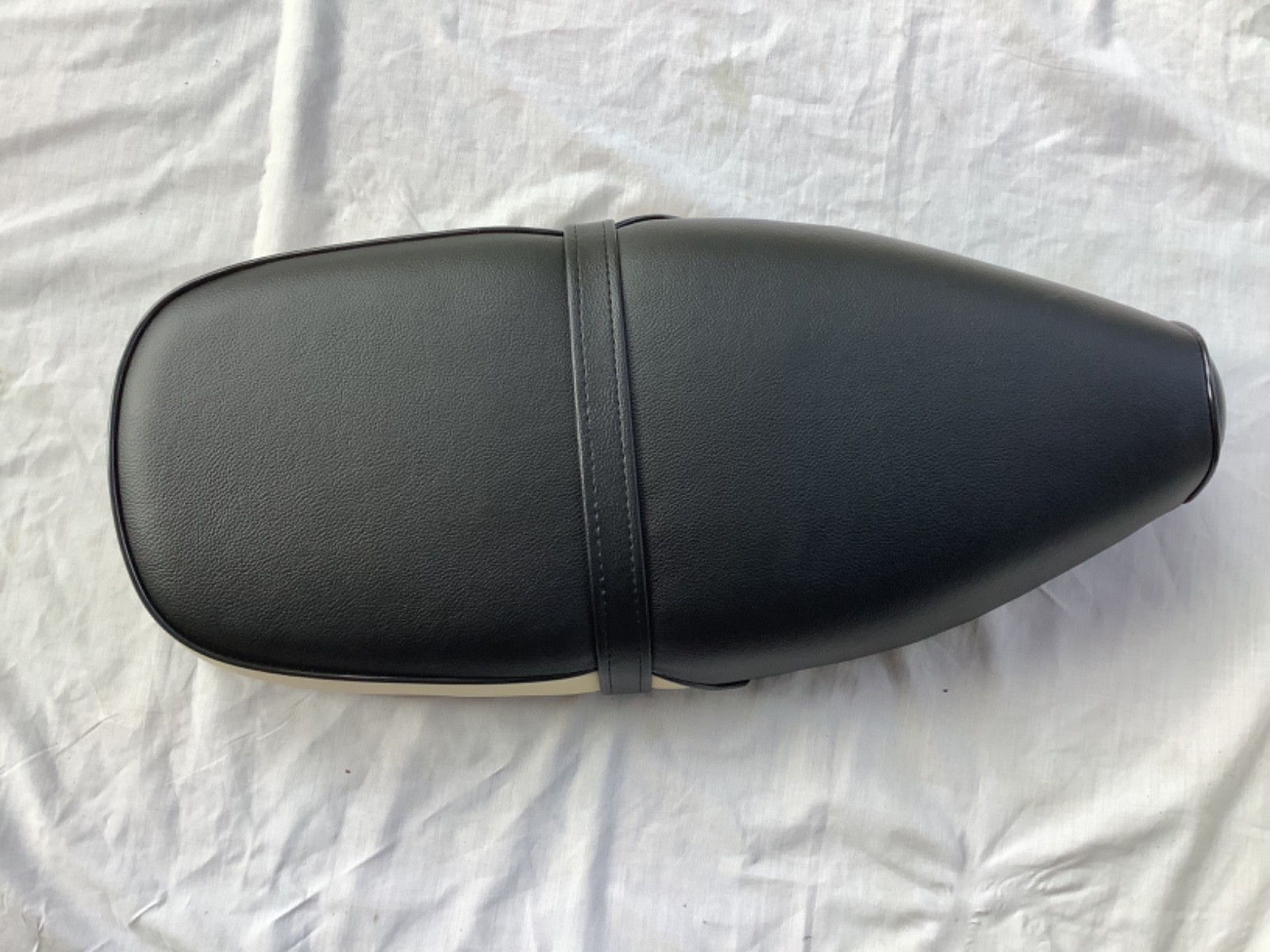 High Quality New SEAT COVER & Strap buckles fits 1980-1981 honda C70 Passport