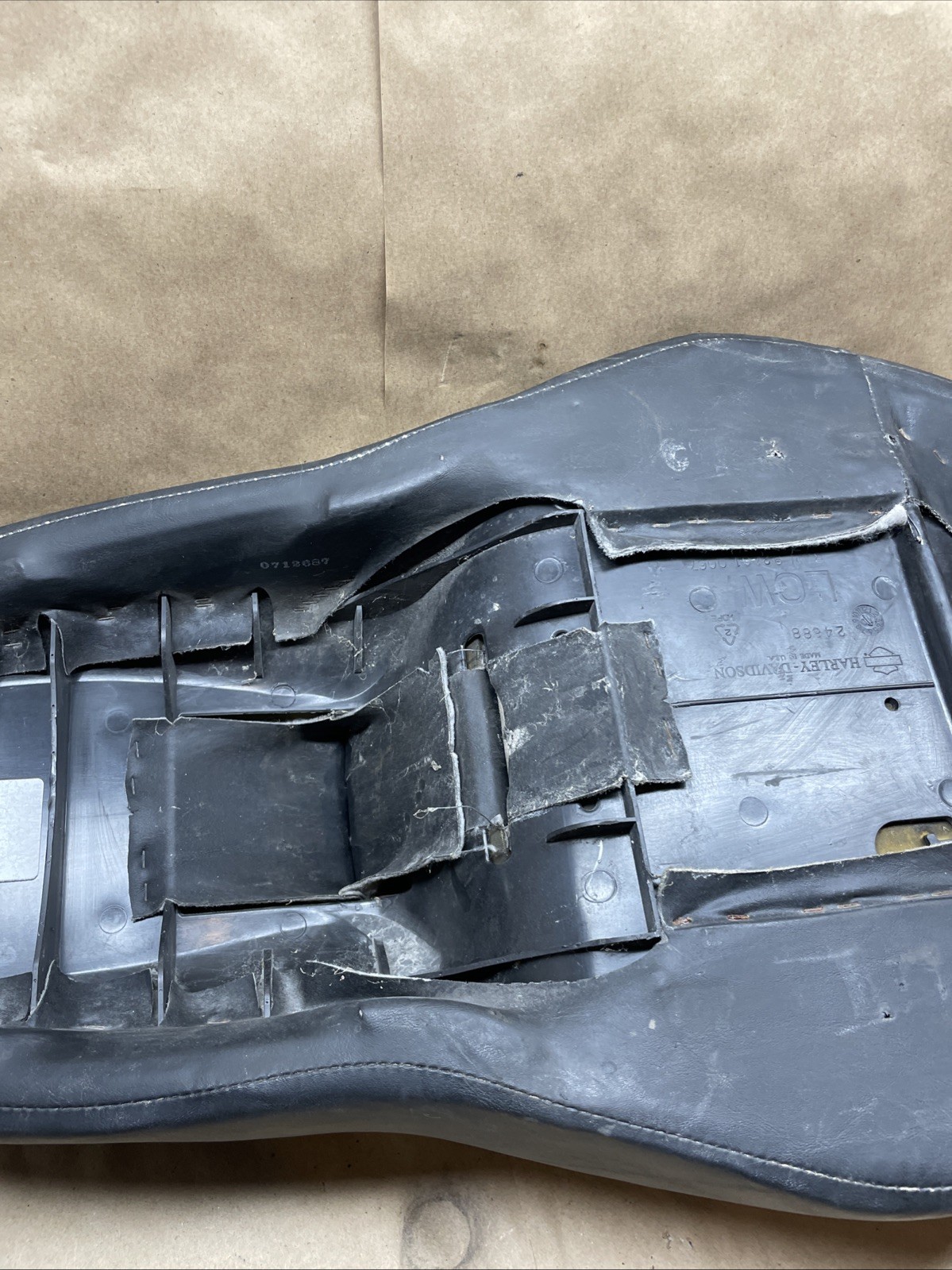 17-24 Harley FLHTCUTG Tri Glide Ultra Full One Piece Driver Passenger Seat