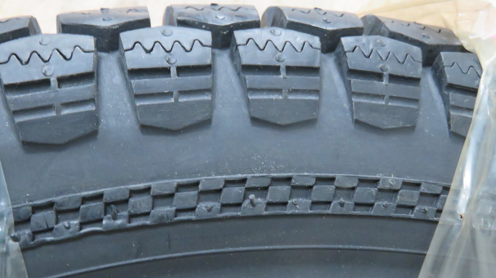 Million 3.00-18 Black Checker Sport Motorcycle Street Tire Vintage Harley