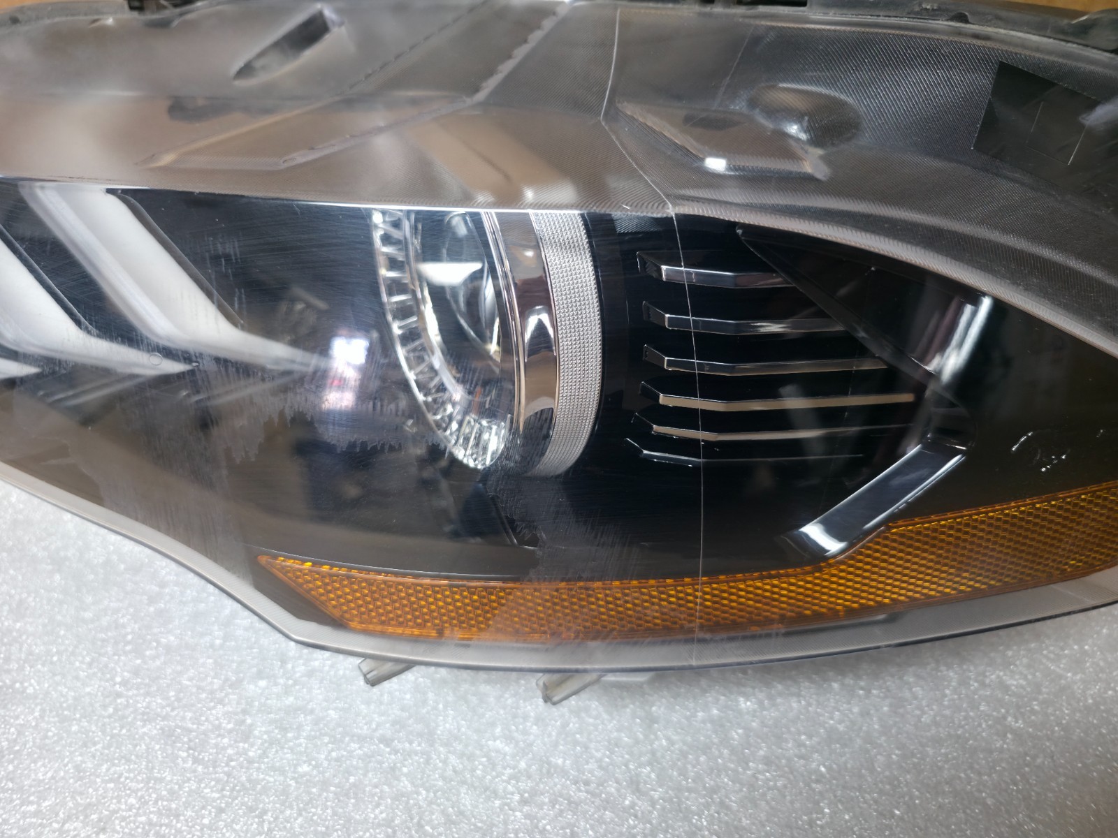 2018 2019 2020 2021 2022 FORD MUSTANG LEFT DRIVER SIDE HEADLIGHT OEM