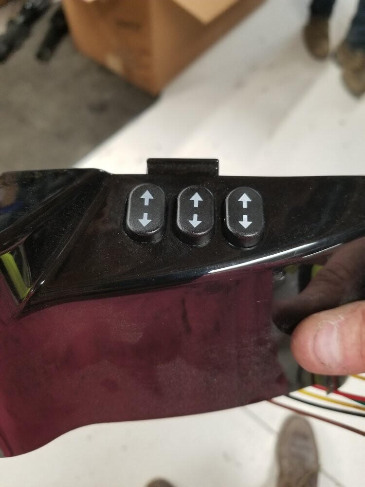Air Ride Rocker Switch Fairing Mount Front Rear MRI Harley Touring 14-Up EICSW3