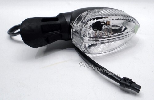 1D000245 OEM Rear Right Turn Signal Pod Vespa Elettrica Primavera Sprint 50 150