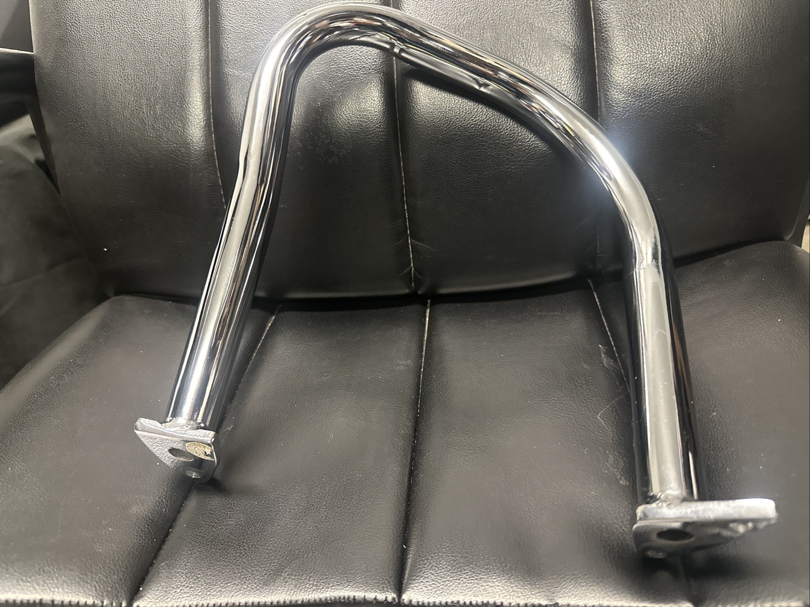 Indian OEM Crash Bar Engine Guard LH 19-20 Roadmaster Elite Premium 1024171-156