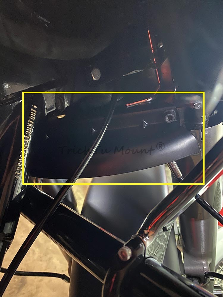 Black Lower Triple Tree Wind Deflector For Harley Road King Electra Glide 14-23