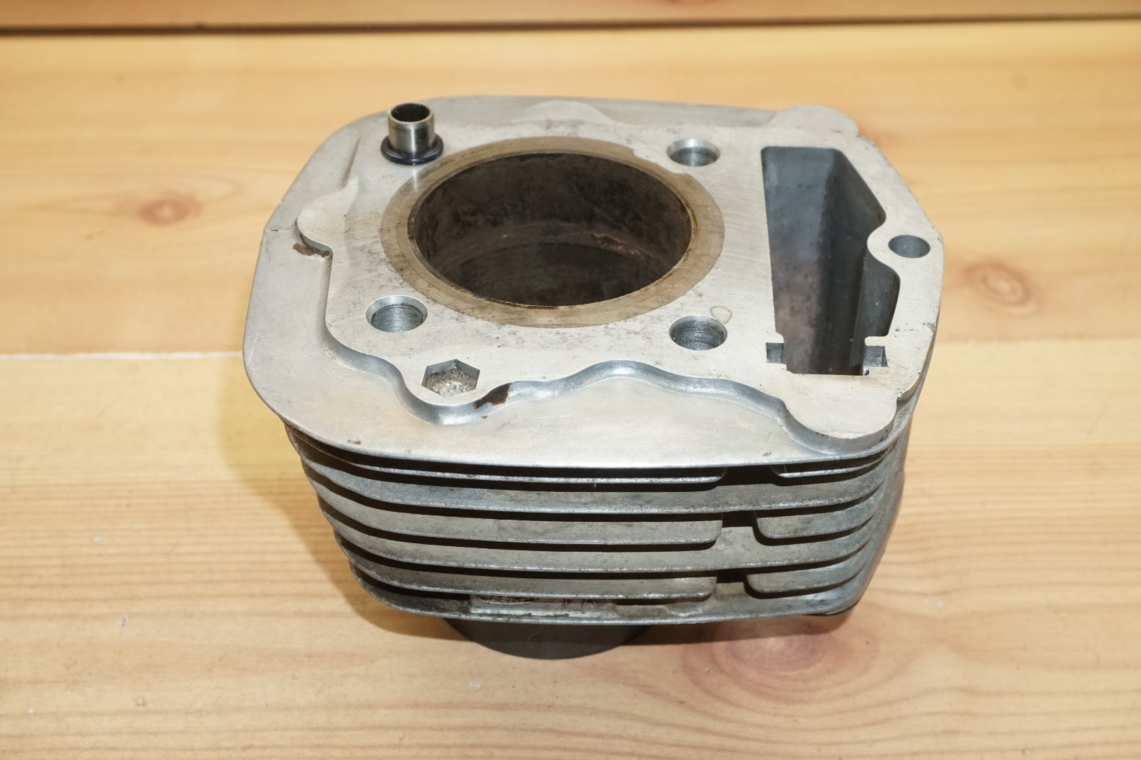 1976-78 Honda XL125 XL 125 79-85 XL125S Motor Engine Top Cylinder 12100-383-030