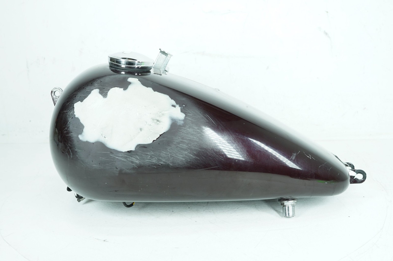 2006 Harley Dyna Street Bob OEM Gas Gasoline Fuel Tank Reservoir & Pump DENTED