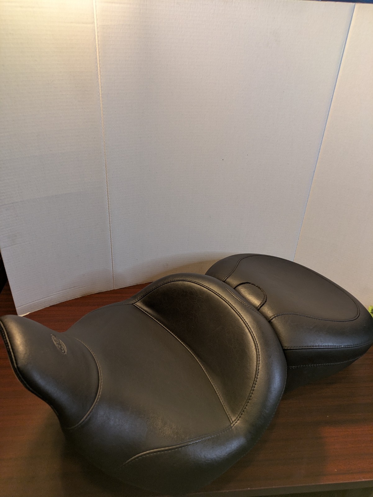 2018 Harley Davidson Street Glide Mustang Low Down Touring One Piece Seat #2366