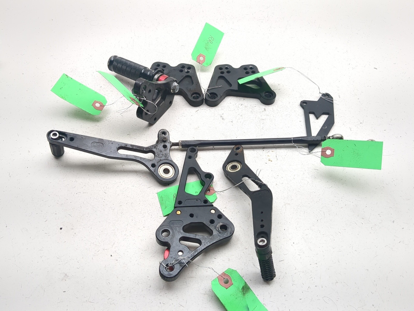 05 06 Kawasaki ZX6 ZX 636 ARASHI Front Driver Peg And Brackets Pedal Set