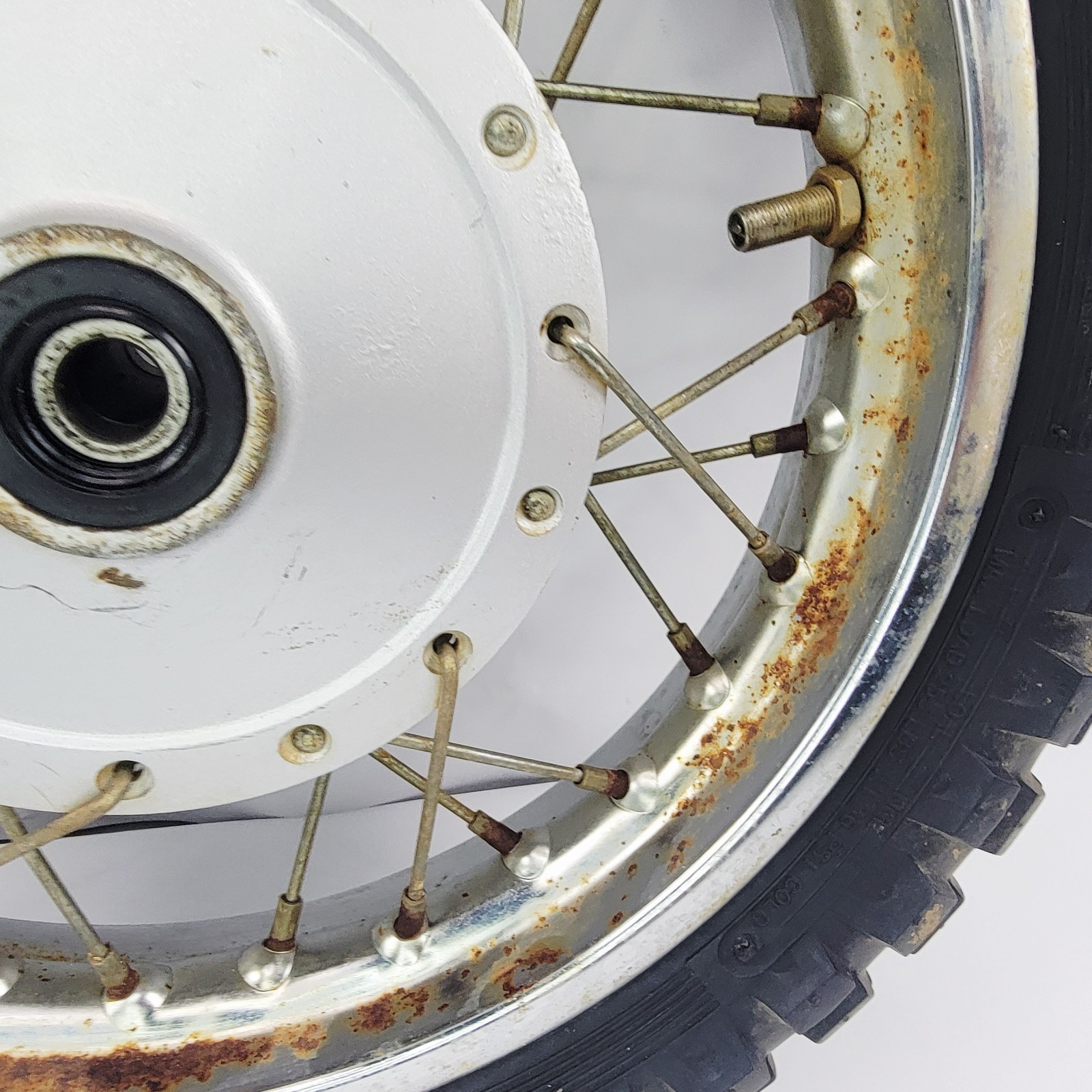 2006 06-25 Yamaha TTR 50 Front Wheel Rim With New Tire Included 10×2.50 Kenda