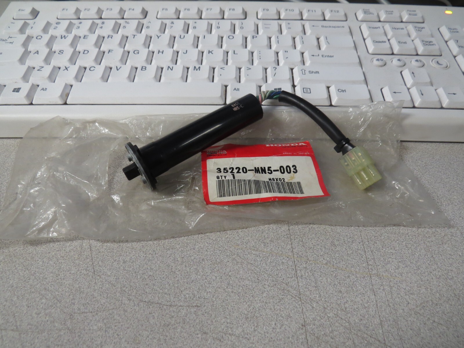 NOS Honda OEM Winker Cancel Unit 88-00 GL1500 84-86 VF1100 35220-MN5-003