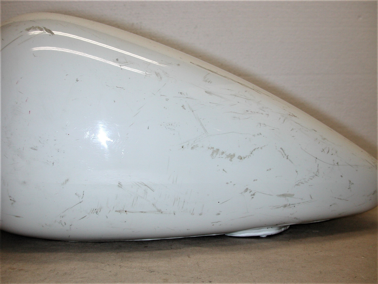 HARLEY DAVIDSON Road King FLHRI 2000-2003 OEM 61268-00Motorcycle Fuel Gas Tank