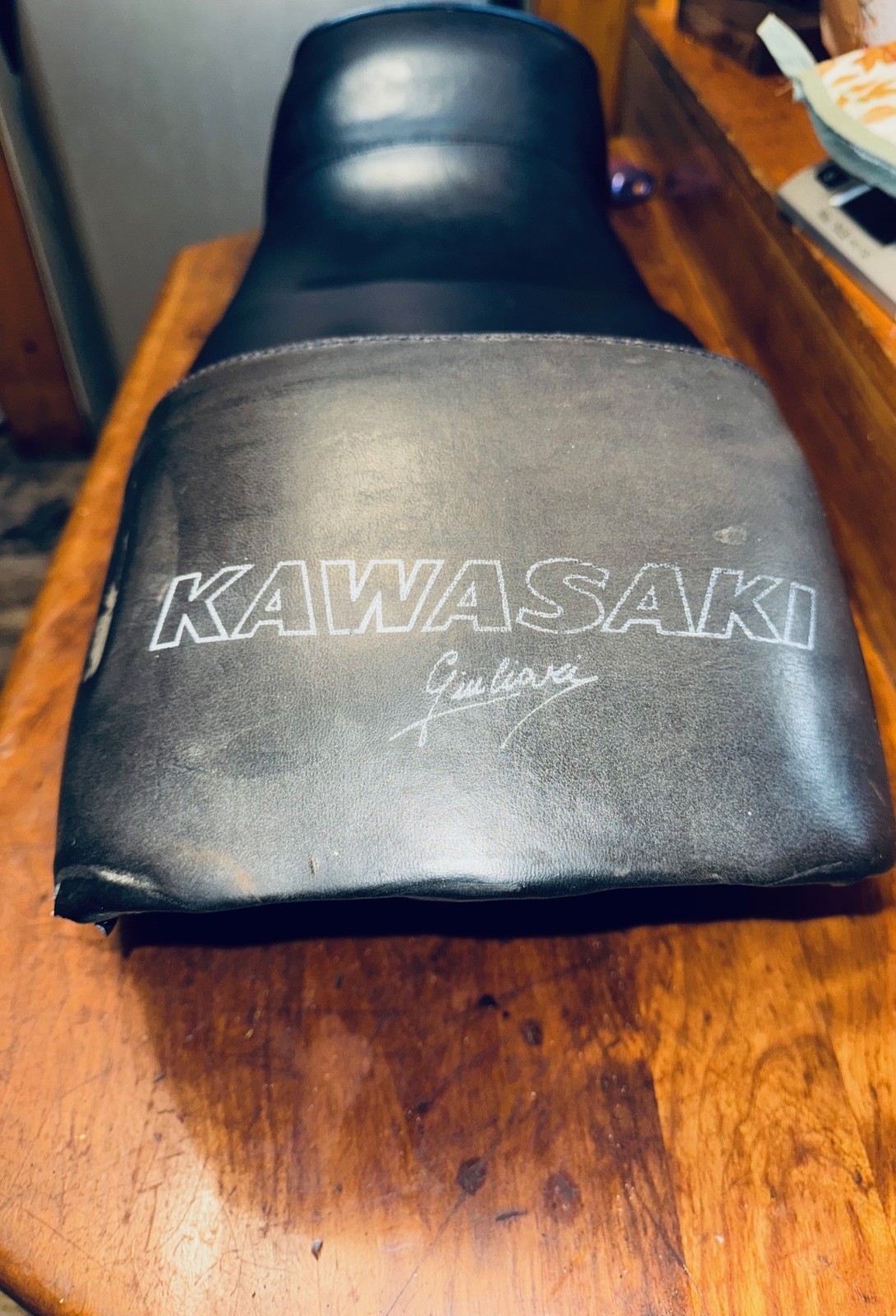 Kawasaki Z650 seat- Giuliari Blue and Black rare kz650b1 kz650