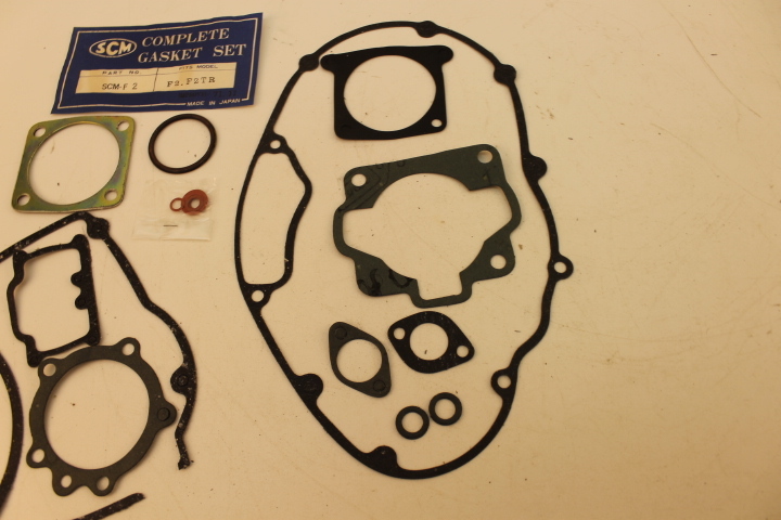 NOS NEW SCM KAWASAKI F2 F2TR COMPLETE GASKET SET