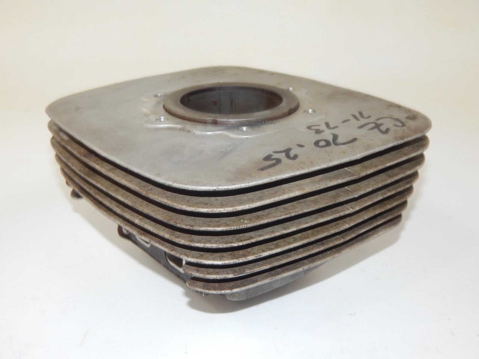 1971-1973 CZ 250 ENGINE MOTOR TOP END CYLINDER 980-13-122 BORE 70mm VINTAGE