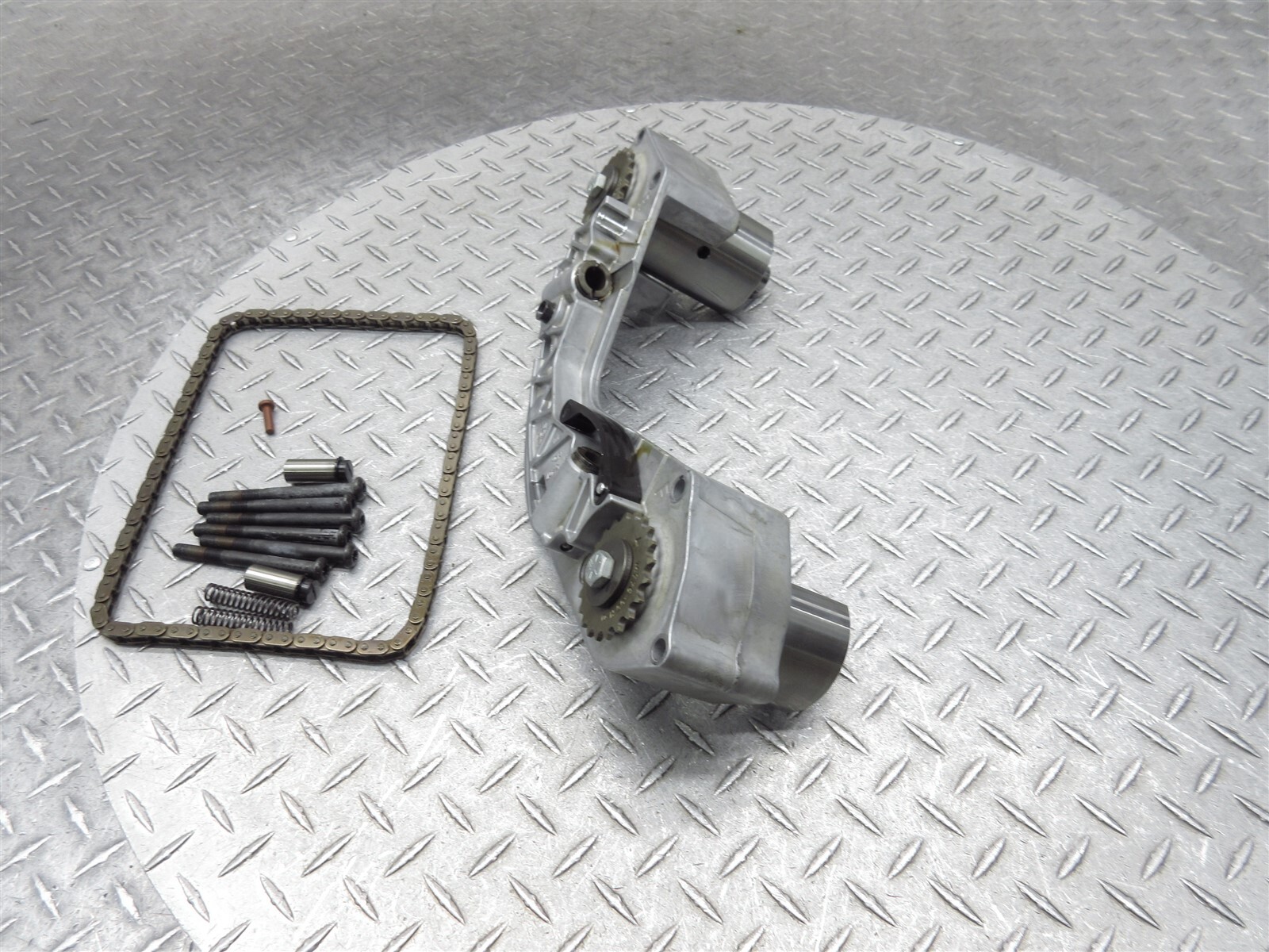 2011 Harley Heritage Softail Classic FLSTC Chain Guide Support Plate Balancer