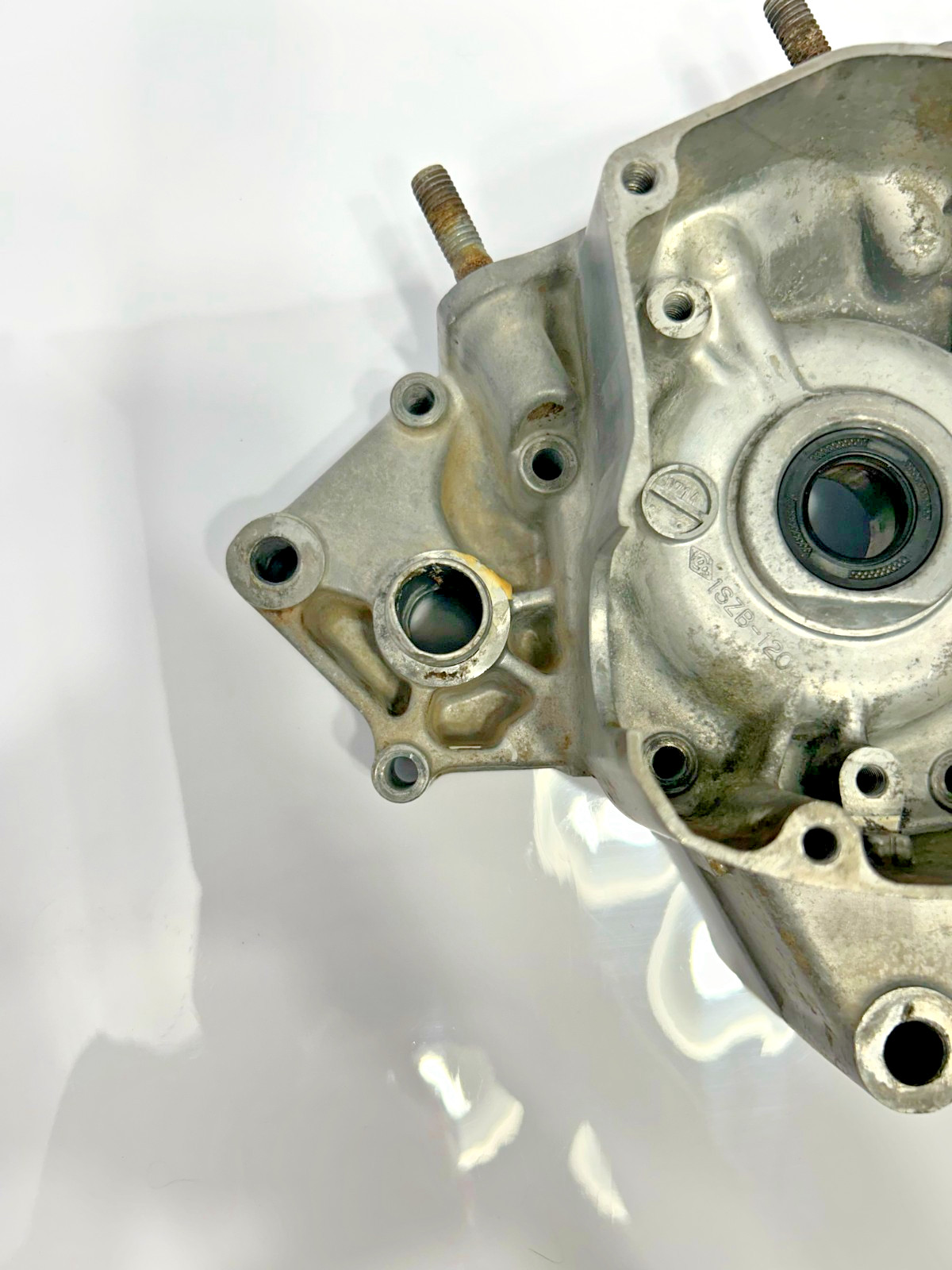 1999 Suzuki RM125 Engine Case Right & Left Set 11300-36880
