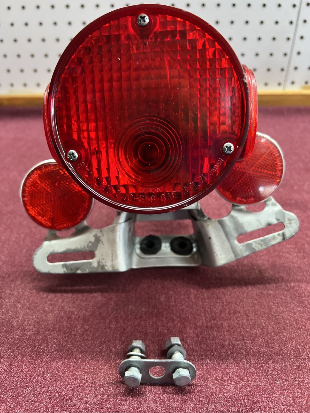 OEM 1974 1975 1976 YAMAHA DT175 DT100 TAILLIGHT TAIL LIGHT