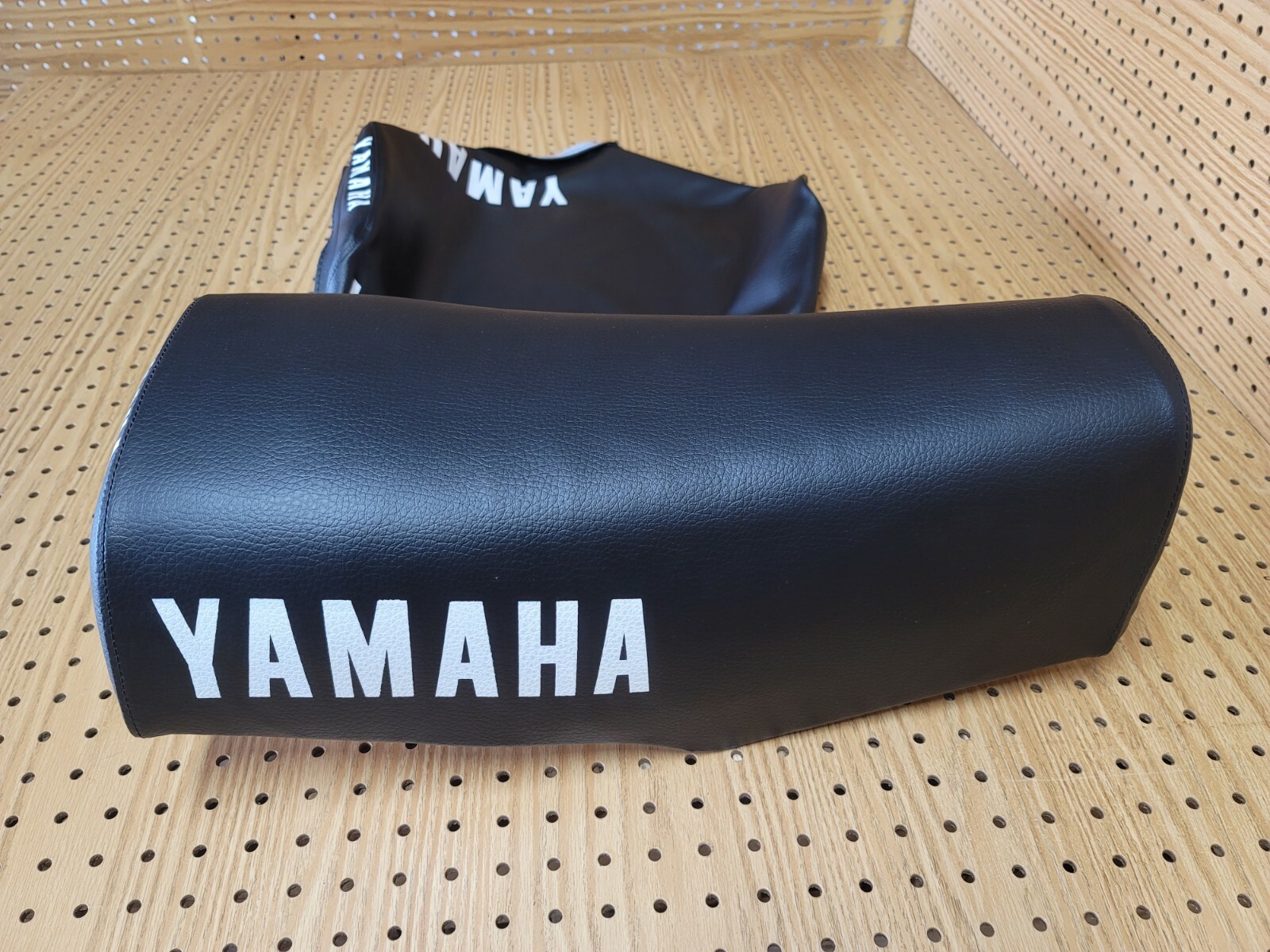 YAMAHA YZ250 F.G.H – YZ400 – YZ465 G.H SEAT COVER 1979 TO 1981 (BLACK) (Y*-67)
