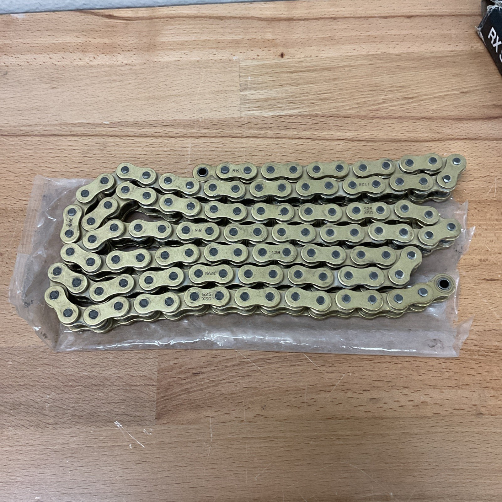 RK 525XSO Chain 120 Links Gold GB525XSO120