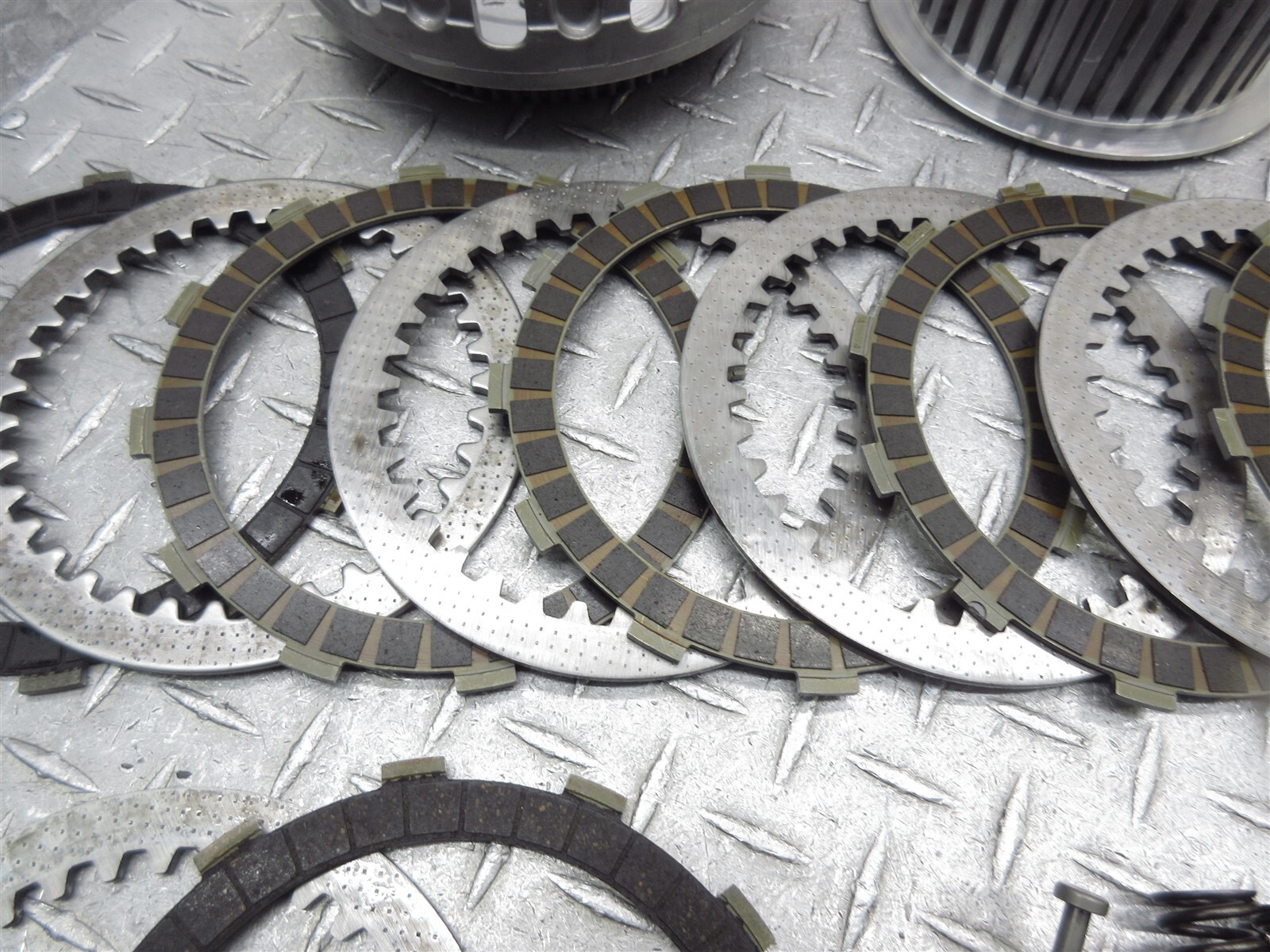2000 00-04 Kawasaki ZR7 ZR750F Z750 Clutch Basket Hub Primary Plate Disc