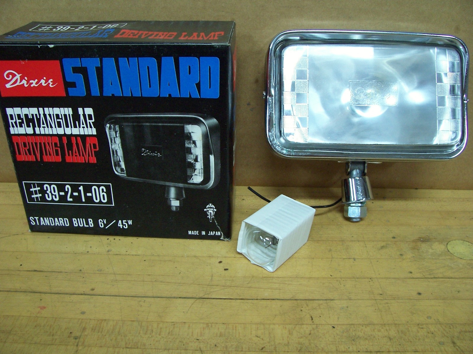 Vintage NOS Chopper Bobber 6 Volt 12 Volt Motorcycle Headlight Head Light Dixie