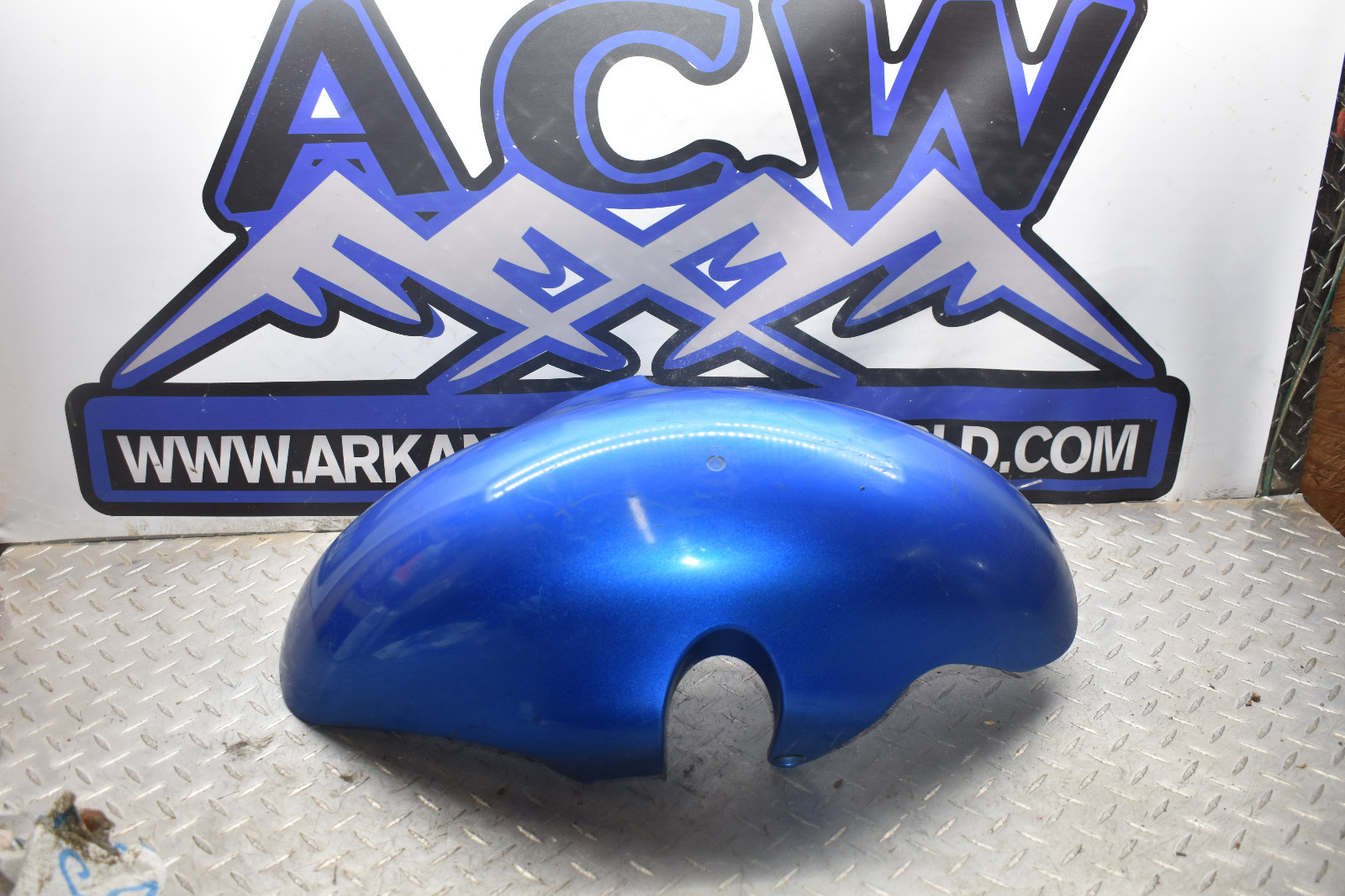 DC3 BROKEN FRONT FENDER UNKNOW YEAR SUZUKI HAYABUSA GSXR 1300 FREE SHIP