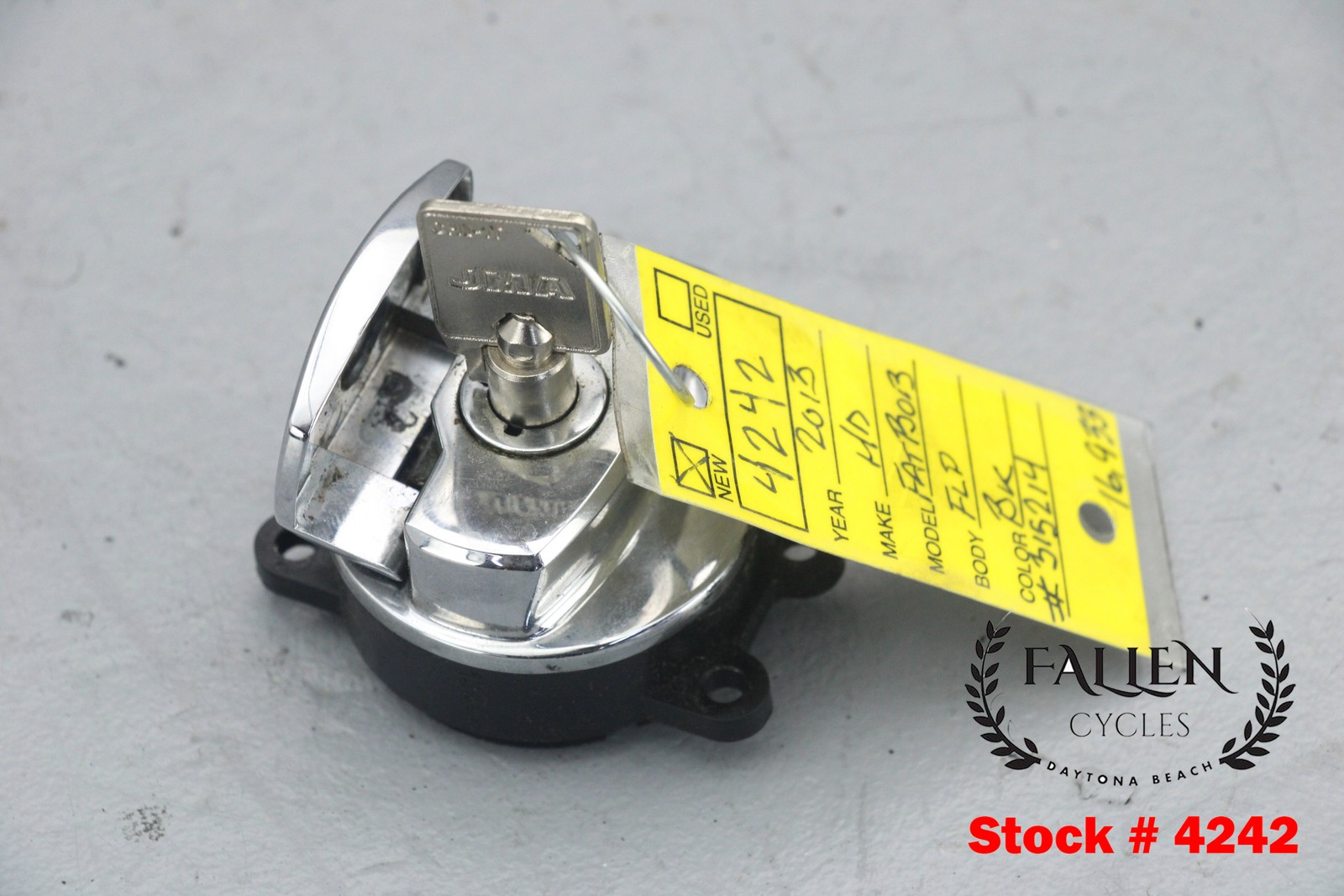 2013 Harley Dyna Ignition Switch Knob & Fork Lockset Assembly + KEY VIDEO #4242