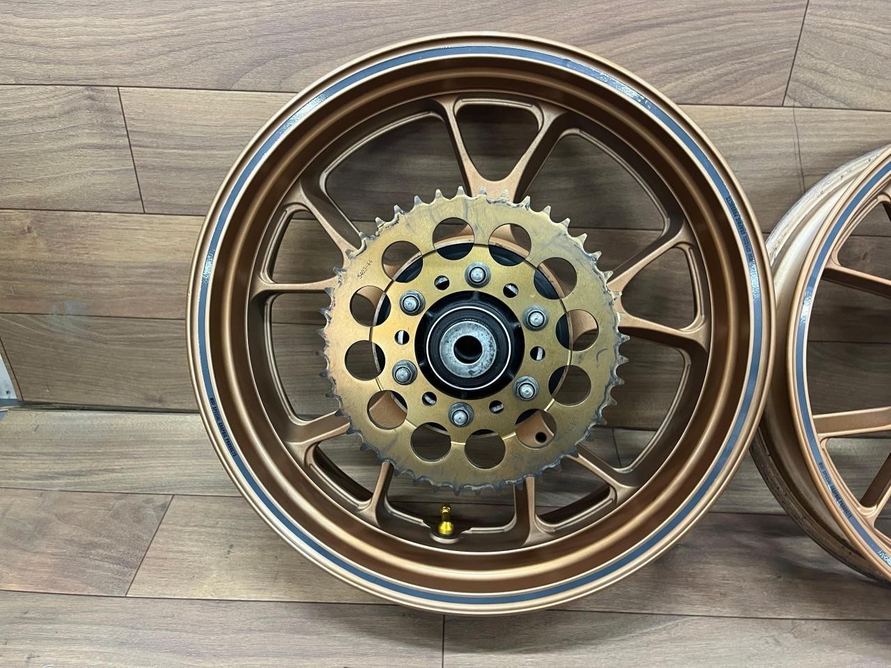 Kawasaki ZRX1200 DAEG OEM Gold Wheel Set 17×3.50 17×5.50 JDM Final Edition