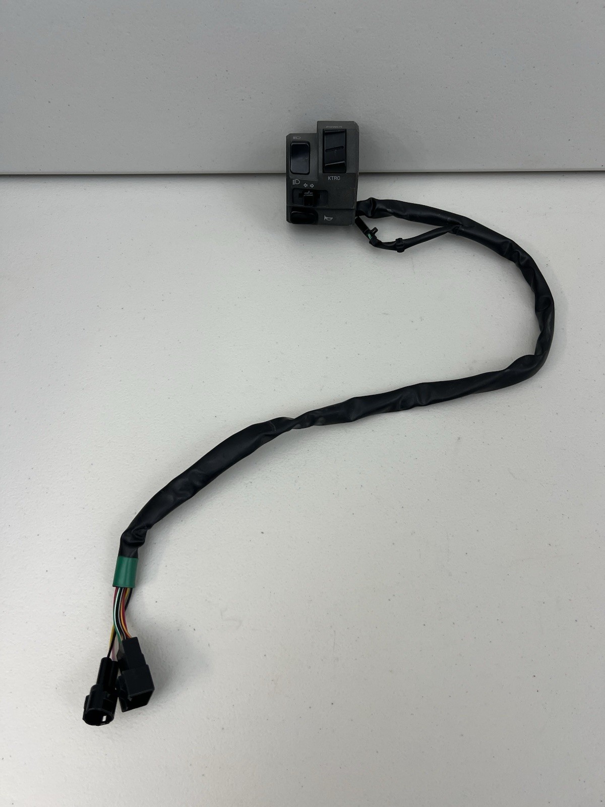 2016 13-18 Kawasaki Ninja ZX6R ZX636 Left Switch Handlebar Light Horn Control